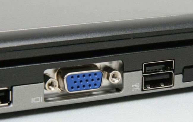 Kiểm tra Cable kết nối màn hình